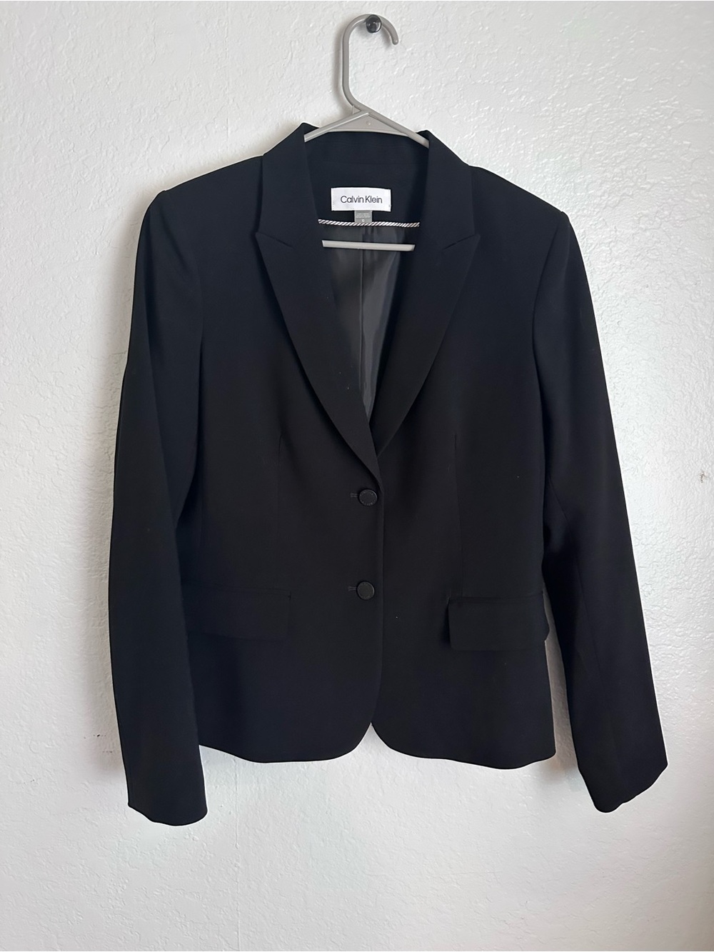 Calvin Klein Women's Black Classic Two-Button Blazer
